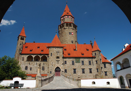 hrad Bouzov
