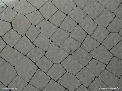 Mladečské jeskyně - budova po opravě, květen 2011