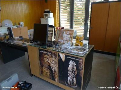 Mladečské jeskyně - budova po opravě, květen 2011