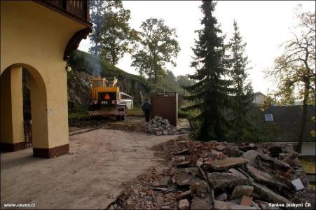 Mladečské jeskyně - rekonstrukce budovy 