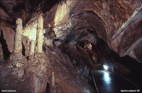 Mladečské jeskyně - U lesíka