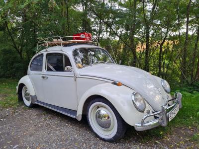 autoveteráni u Mladečských jeskyní 28. 9. 2022