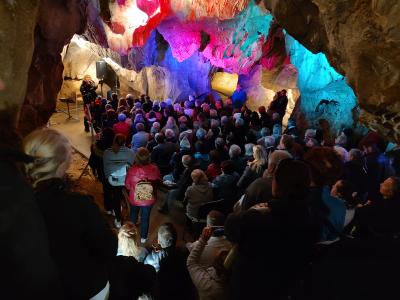 Kristýna Šebková v Mladečských jeskyních, 18. 9. 2023