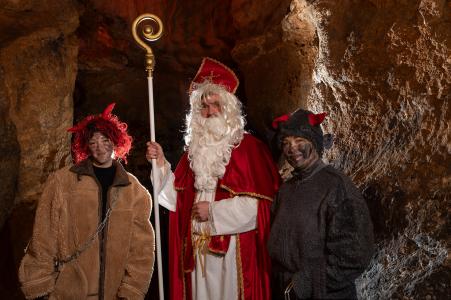 Mikuláš s partičkou v Mladečských jeskyních, 5. 12. 2023