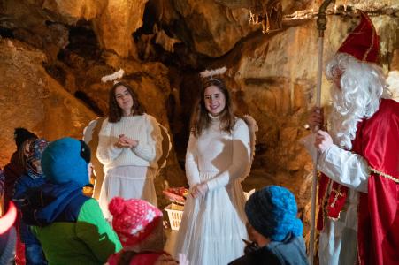 Mikuláš s partičkou v Mladečských jeskyních, 5. 12. 2023