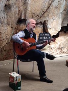 Koncert Jana-Matěje Raka v Mladečských jeskyních, 7. 4. 2025
